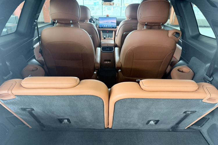 Used Hima AITO M7 2024 1.5T Intelligent Driving 4WD Ultra Version 6 Seats Exterior 4