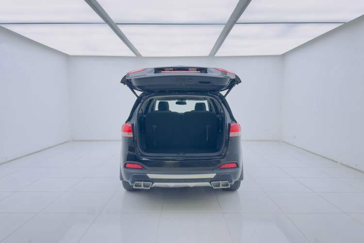 Used Kia Sorento 2016 Sorento L 2.4L Gasoline 4WD Custom Edition 7 Seats Emission Standard China V
