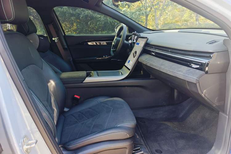 Used Geely Galaxy L6 2024 125km Creative Edition