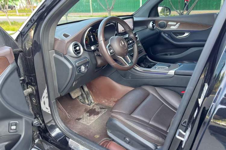 Used Mercedes-Benz GLC 2022 Second Facelift GLC 260 L 4MATIC Luxury Edition