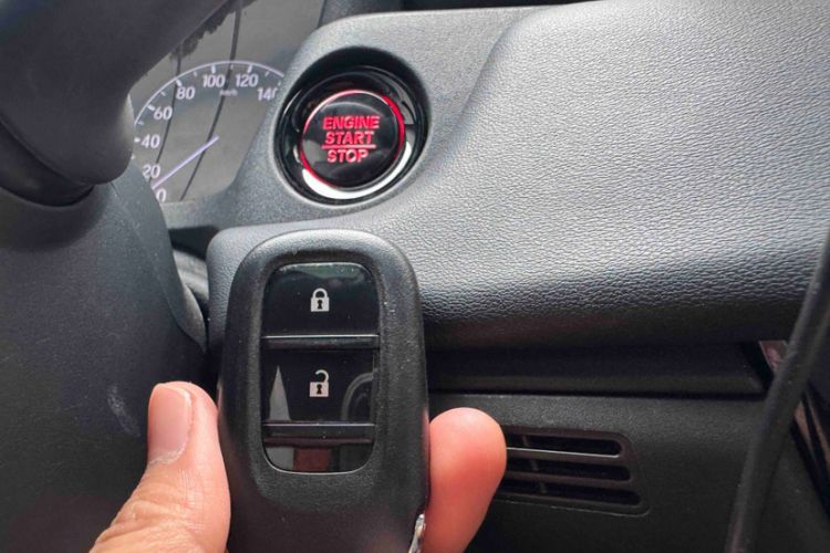 Used Honda Vezel 2023 1.5L CVT Pioneer Edition Interior 2