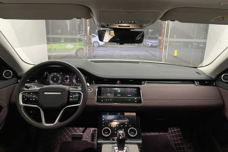 Used Land Rover Range Rover Evoque 2023 Aurora L 249 PS Luxury Edition