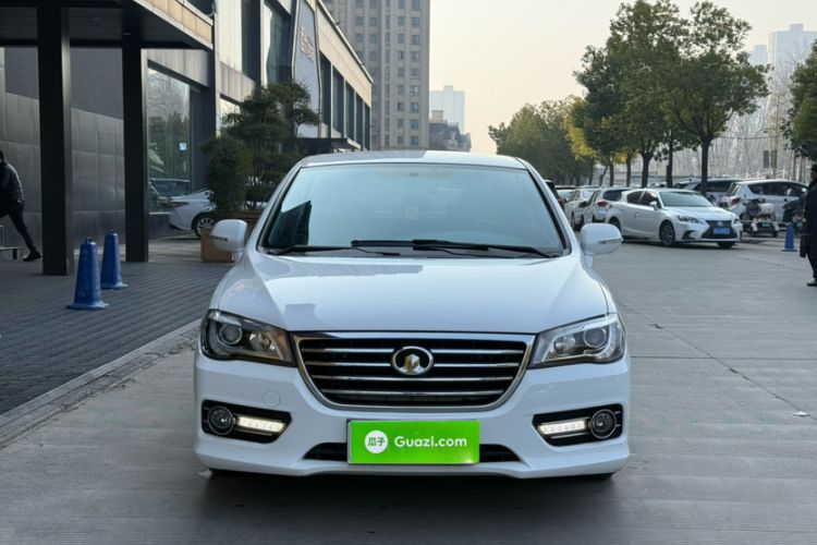 Used Great Wall C50 2014 Upgraded Model 1.5T Manual Fashion Edition Exterior 6