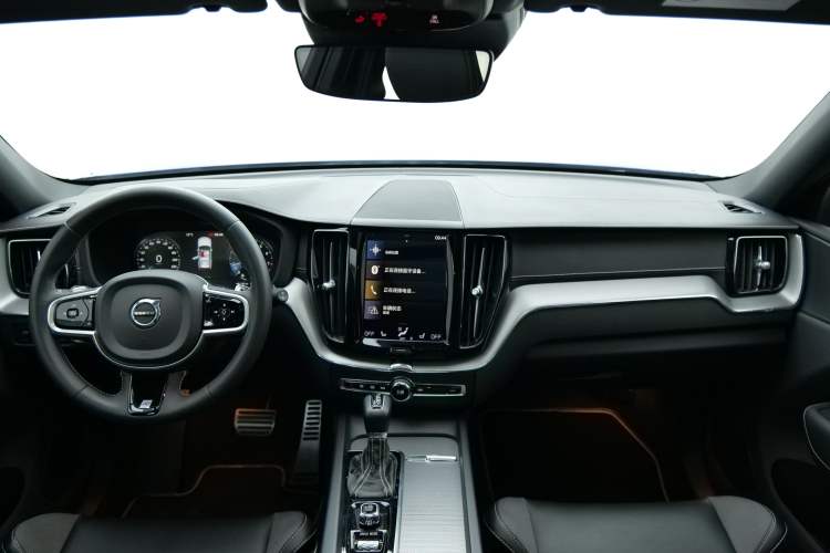 Used Volvo XC60 2020 T5 4x4 Smart & Dynamic Sport Edition