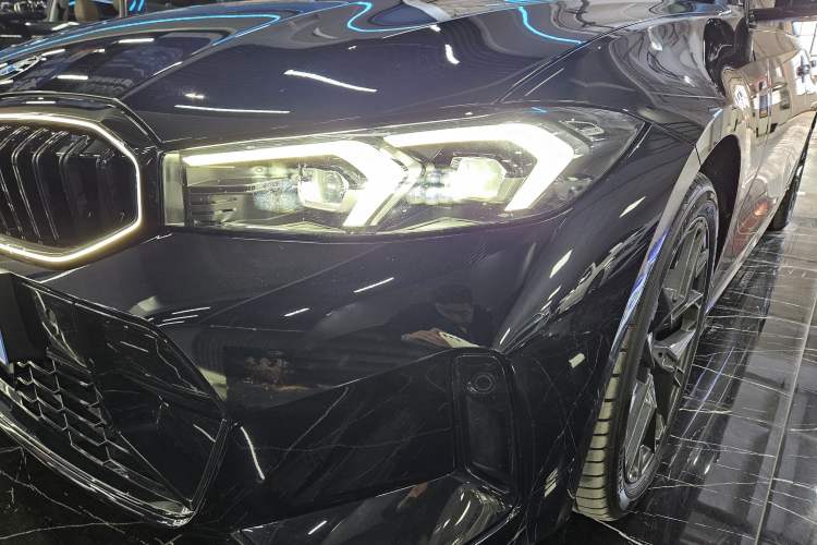 Used BMW 3 Series 2025 330Li M Sport Shadowline Package Left Front Headlight