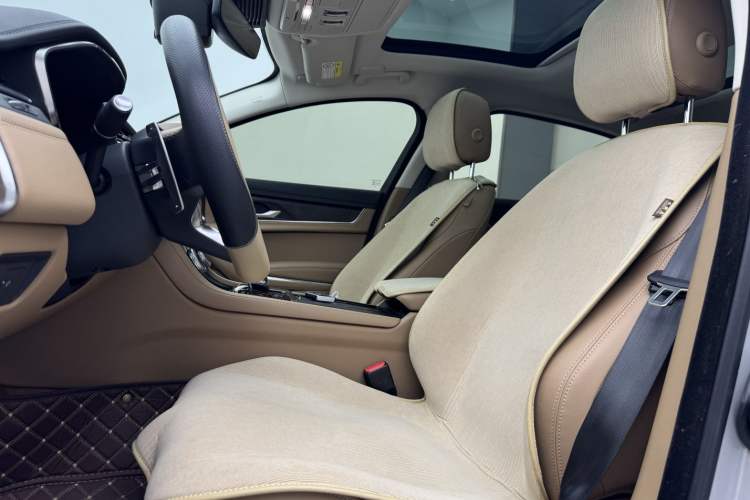 Used Jaguar XFL 2024 2.0T P250 Two-Wheel Drive Prestige Luxury Edition