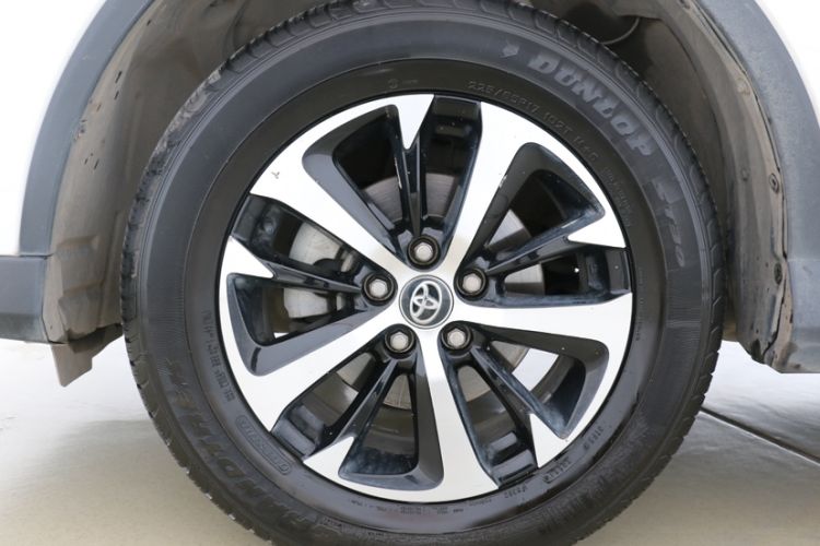 Used Toyota RAV4 2016 2.0L CVT Two-Wheel Drive Smart Edition China V Standard
