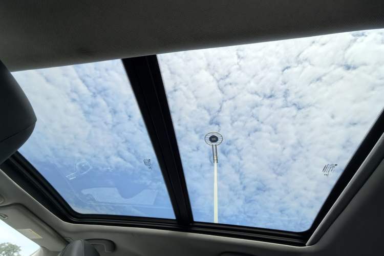 Used Jeep Compass 2017 200T Automatic Family Edition
