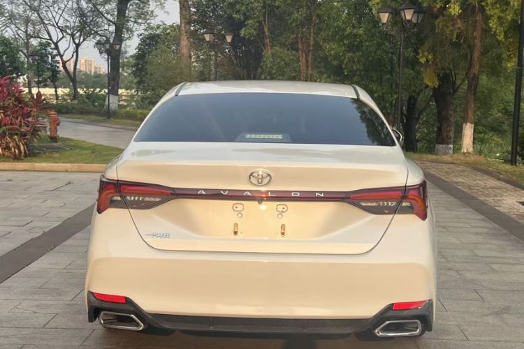 Used Toyota Avalon 2019 2.0L Luxury Edition China VI Standard