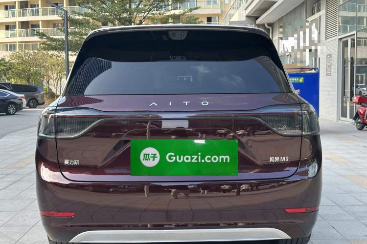Used Hima AITO M9 2025 Extended-Range Max Version 52 kWh 5-Seater Edition
