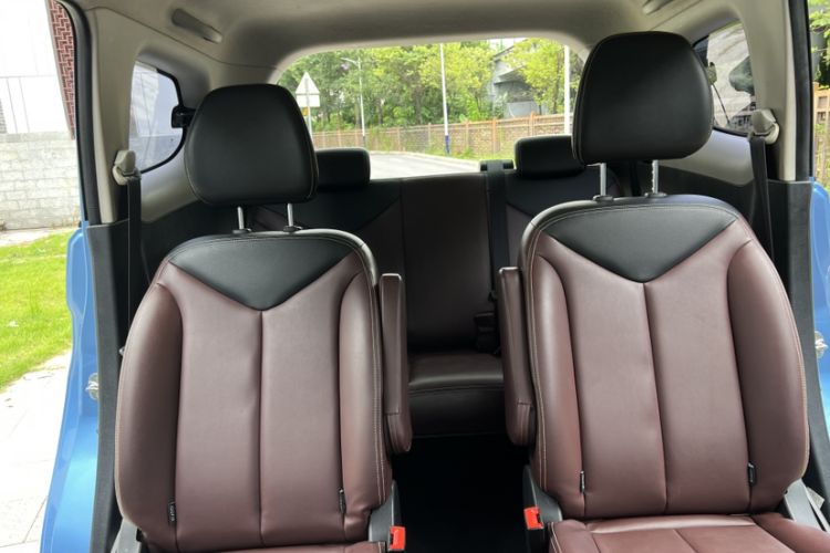 Used Venucia M50V 2019 1.6L CVT Luxury Edition
