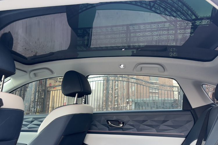 Used Lingxi L 2024 Player No. 1 Edition Headliner