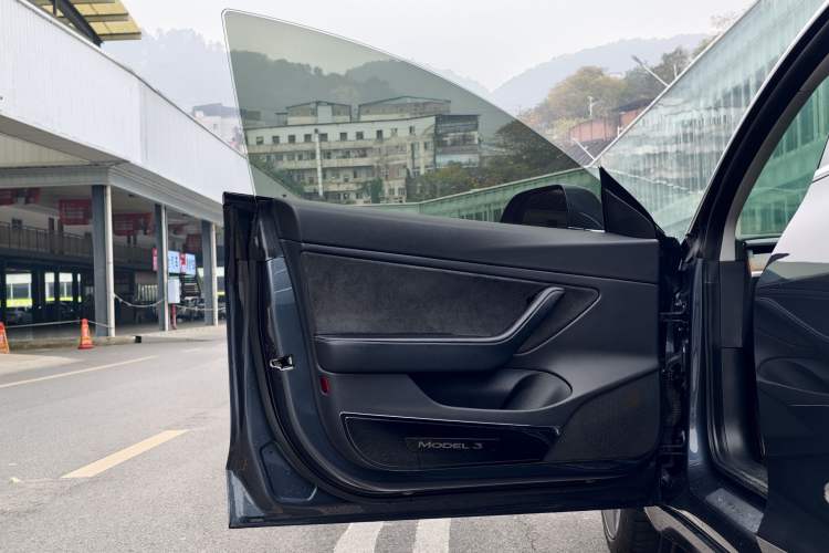 Used Tesla Model 3 (Import) 2019 Long-Range All-Wheel-Drive Version