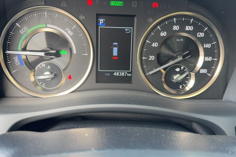 Used Toyota Vellfire 2023 Crown Dual-Engine 2.5L HV Prestige Edition
