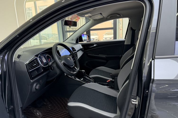 Used Jetta VS5 2022 280TSI Automatic Trendy Pro Version