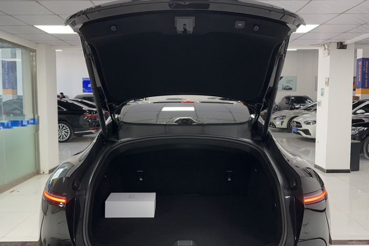 Used Avatr 06 2025 Pro Range-Extended Edition
