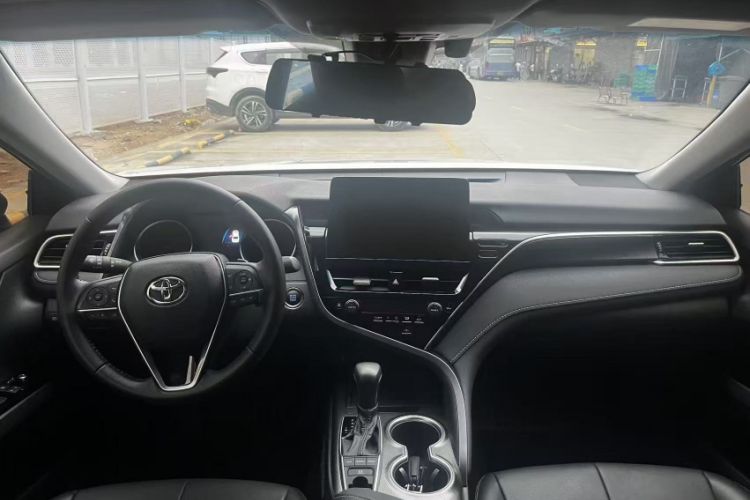 Used Toyota Camry 2021 2.0S FENGSHANG Edition Interior 3
