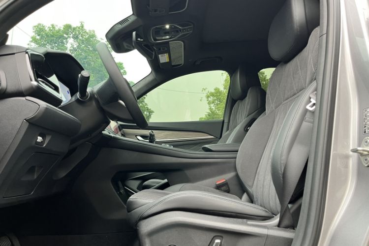 Used Geely Auto Monjaro L 2025 Dongfang Yao 2.0TD Automatic Lanxing Edition Interior 3