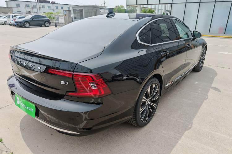 Used Volvo S90 2024 B5 Zhiyi Luxury Edition Exterior 7
