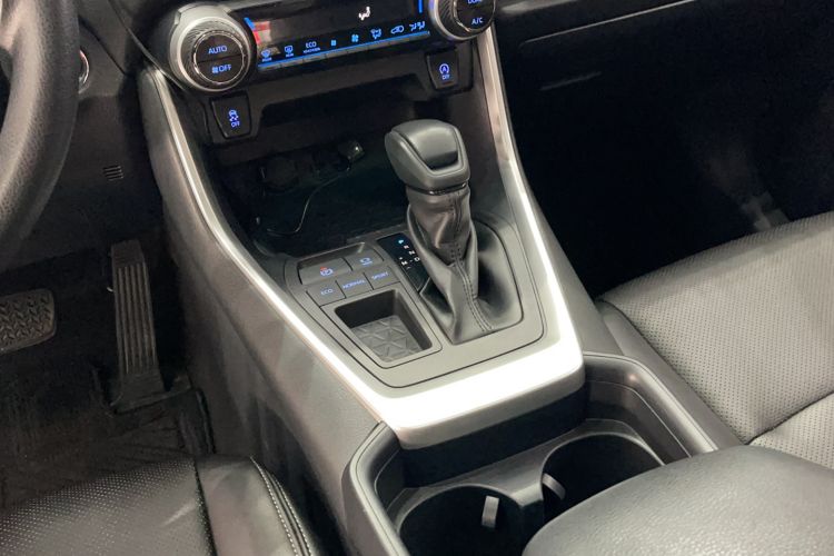 Used Toyota RAV4 2020 2.0L CVT Two-Wheel Drive Fashion Edition