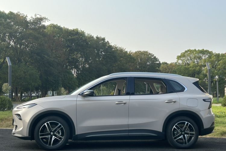 Used MG ES5 2025 525max Rear-Drive Intelligent Driving Version
