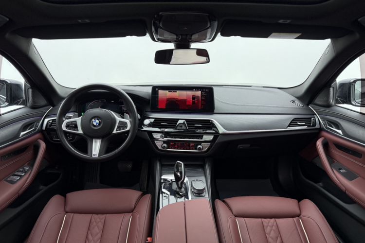 Used BMW 5 Series 2022 530Li Luxury Edition M Sport Package