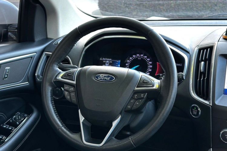 Used Ford Edge 2018 EcoBoost 245 Two-Wheel-Drive Titanium 7-Seater China V Standard