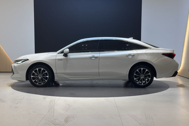 Used Toyota Avalon 2023 Dual-Engine 2.5L Luxury Edition Exterior 12