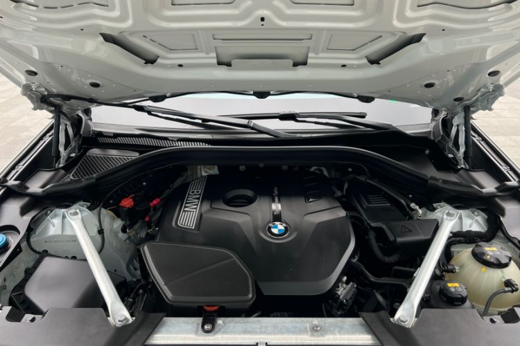 Used BMW X3 2020 xDrive30i Luxury Model with M Sport Package Interior 7