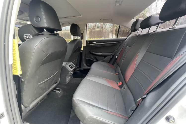 Used Volkswagen Bora 2021 1.5L Manual Comfort Smart Connect Edition
