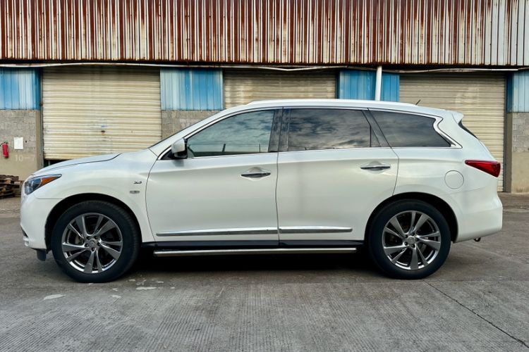 Used Infiniti QX60 2014 3.5L Four-Wheel Drive All-Terrain Version
