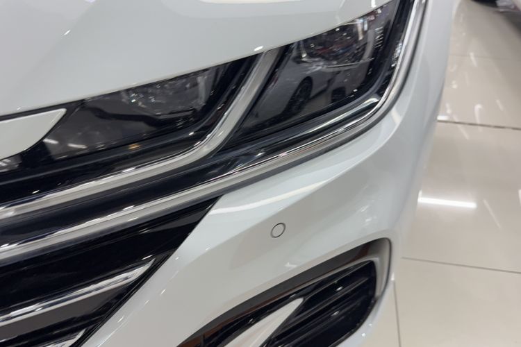 Used Volkswagen FAW-Volkswagen CC 2023 380TSI Striking Edition Left Front Headlight