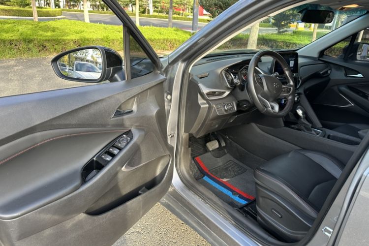 Used Chevrolet Orlando 2020 Light Hybrid Redline 530T Automatic Enjoyment Edition (5+2 Models)