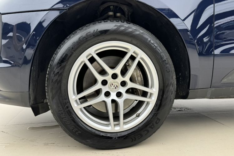 Used Porsche Macan 2021 Macan 2.0T
