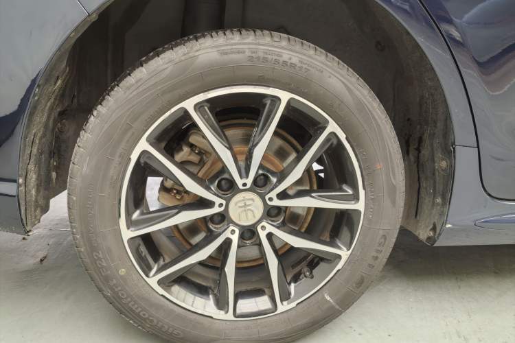 Used BYD Song MAX 2017 1.5T Manual Smart Connect Luxury 7-Seater Exterior 7