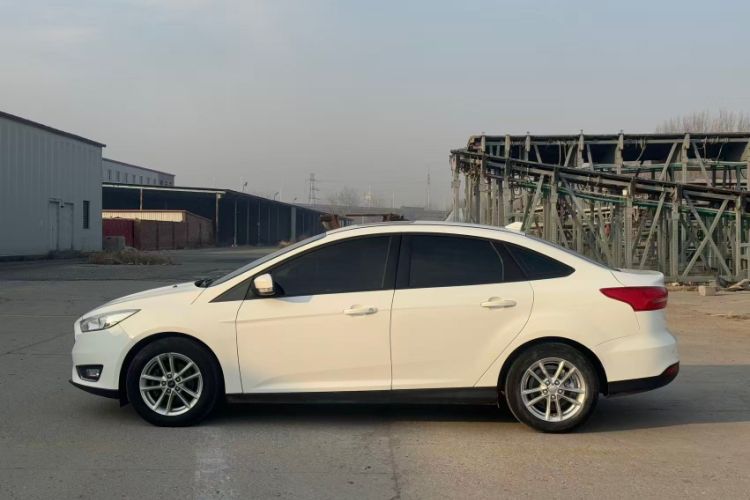 Used Ford Focus 2017 Sedan 1.6L Automatic Fashion Edition Smart Drive Version