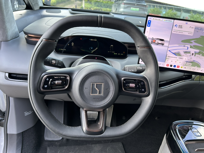 Zeekr MIX 2025 Intelligent Driving Version — снимка 14