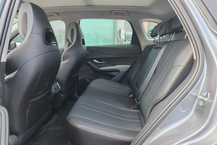 Used BYD Sealion 05 DM-i 2025 DM-i Smart Drive 115KM Flagship Model Interior 3