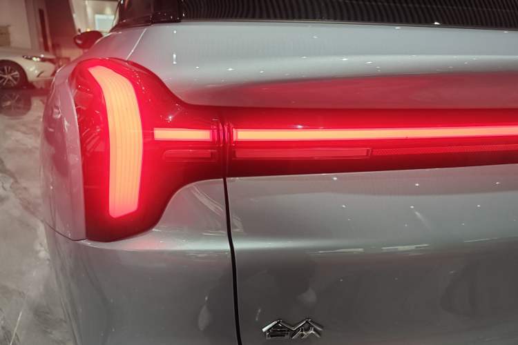 Used NETA L 2024 Extended-Range 310 Flash-Charge Edition
