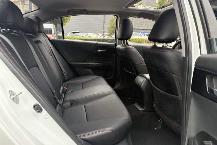 Used Honda Accord 2016 2.0L Comfort Edition
