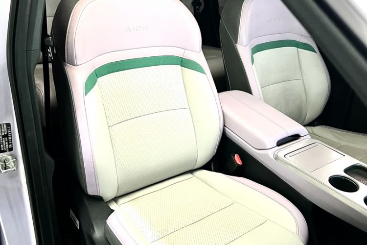 Used AION Y 2022 Plus 70 Tech Edition