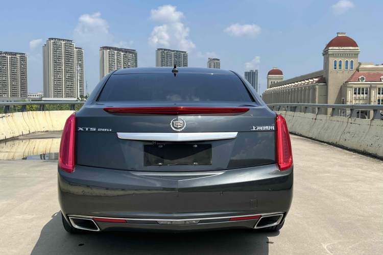 Used Cadillac XTS 2014 28T Comfort Version
