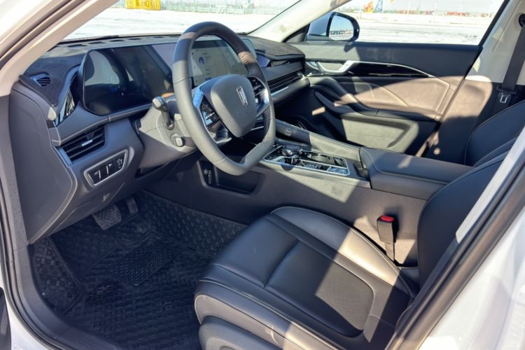 Used Bestune B70 2025 Dragon Edition 1.5T Enjoyment Model
