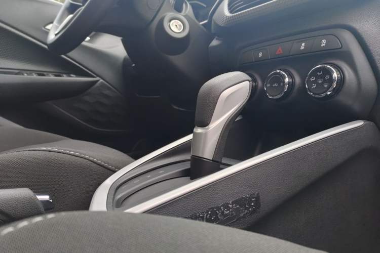 Used Chevrolet Cavalier 2022 325T Automatic Enjoyment Edition