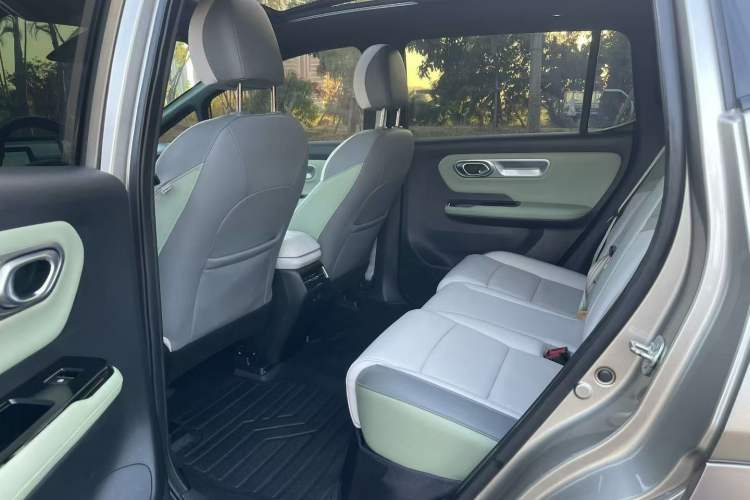 Used AION Y 2022 Plus 70 Smart Edition