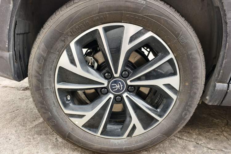 Used BYD Song Pro New Energy 2025 2nd Generation Intelligent Driving Version DM-i 75KM Leading Edition Exterior 9