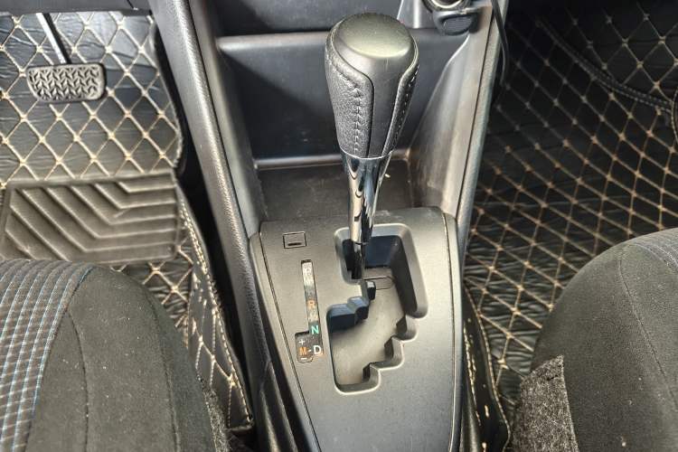 Used Toyota YARiS L Zhi Xuan 2016 Revised 1.5E CVT Charming Edition
