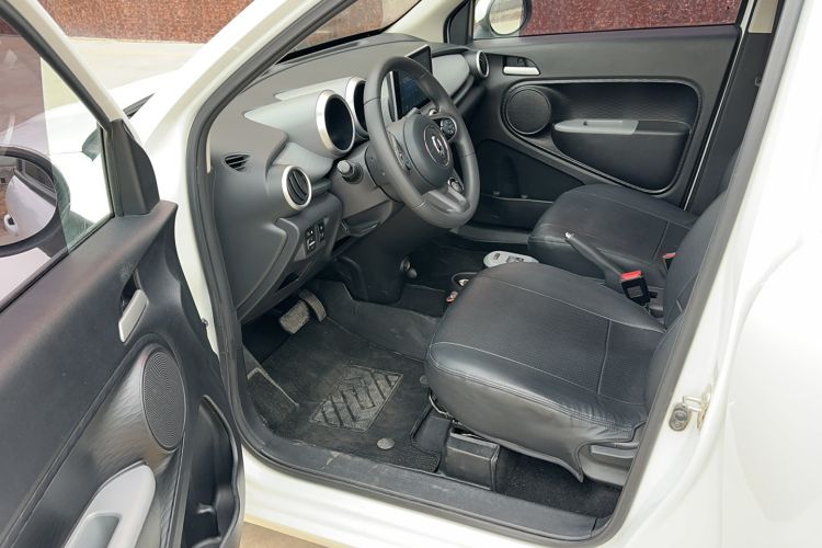 Used ORA Black Cat 2021 301 km Basic Version
