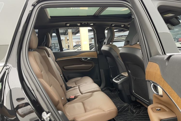 Used Volvo XC90 2024 B6 Zhiyi Luxury 7-Seater Interior 10