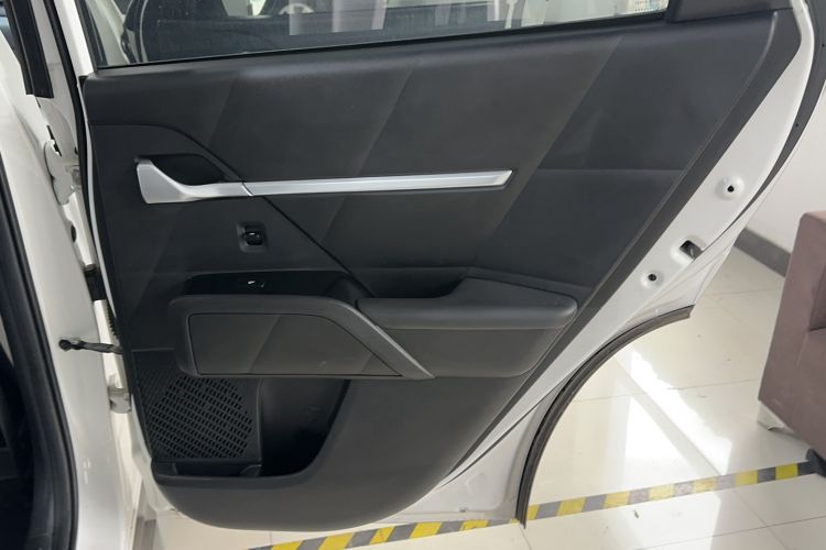 Used Hyundai ix35 2023 Musso 2.0L Deluxe Edition DLX Interior 8